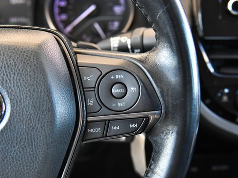 Used 2022 Toyota Camry SE FWD image 27
