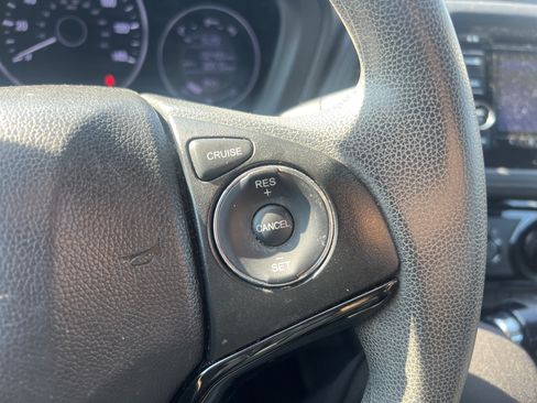 Used 2019 Honda HR-V LX image 20