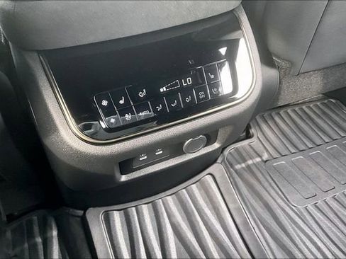 New 2026 INFINITI QX80 4WD image 34