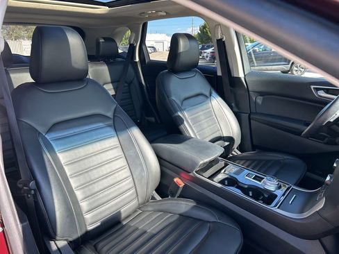 Used 2020 Ford Edge SEL w/ Cold Weather Package image 45