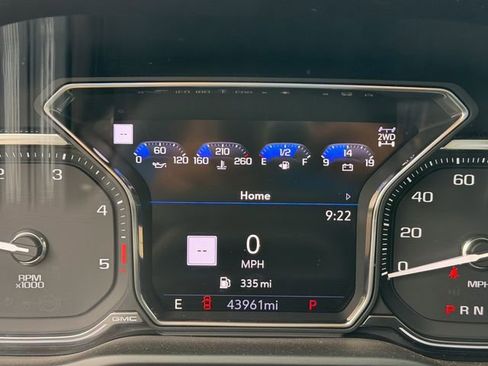 Used 2023 GMC Sierra 3500 Denali w/ Technology Package image 14