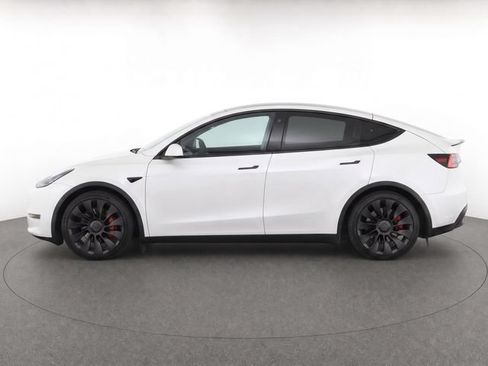 Used 2022 Tesla Model Y Performance AWD/4WD image 6