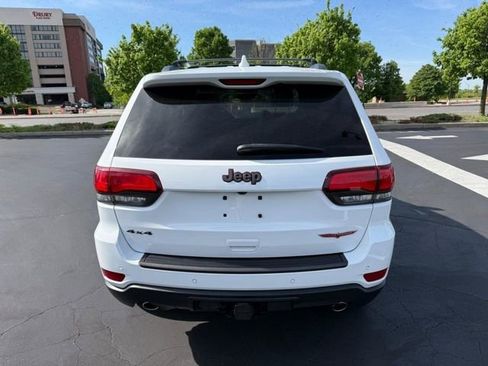 Used 2020 Jeep Grand Cherokee Trailhawk w/ Trailhawk Luxury Group AWD/4WD image 7