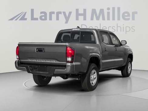 Used 2023 Toyota Tacoma SR AWD/4WD image 2