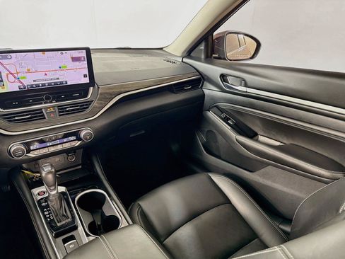 Used 2023 Nissan Altima 2.5 SL FWD image 25