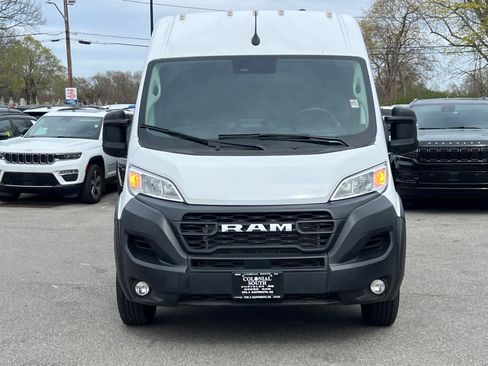 Used 2025 RAM ProMaster 2500 w/ Convenience Group FWD image 10