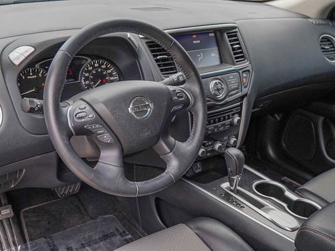 Used 2020 Nissan Pathfinder SV w/ Rock Creek Edition image 9