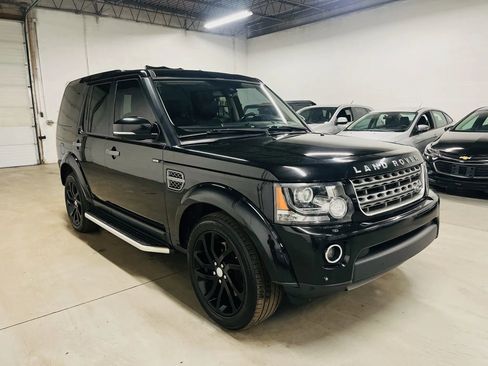 Used 2016 Land Rover LR4 HSE Silver Edition image 4