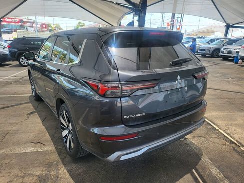 Used 2025 Mitsubishi Outlander SE AWD/4WD image 9