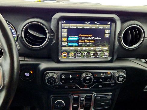 Used 2023 Jeep Wrangler Unlimited Sahara w/ Cold Weather Group AWD/4WD image 16
