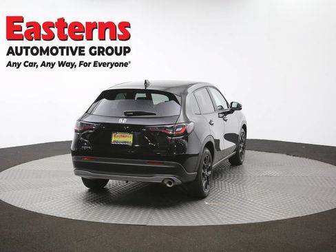 Used 2025 Honda HR-V Sport image 40