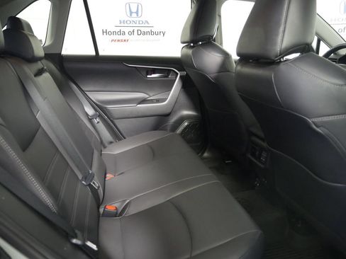 Used 2021 Toyota RAV4 XLE Premium AWD/4WD image 8