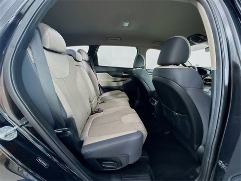 Used 2022 Hyundai Santa Fe SEL w/ Winter Weather Package image 39