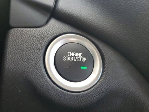 Used 2023 Chevrolet Equinox LT image 26