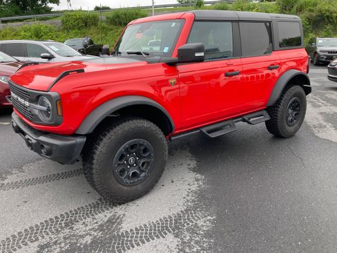 Used 2023 Ford Bronco Badlands w/ Sasquatch Package image 23