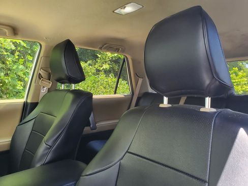 Used 2015 Toyota 4Runner SR5 RWD image 17