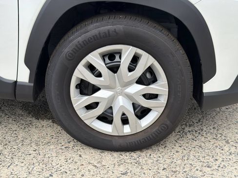 Used 2026 Toyota Corolla Cross L FWD image 12