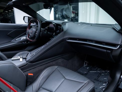 Used 2024 Chevrolet Corvette Z06 RWD image 26