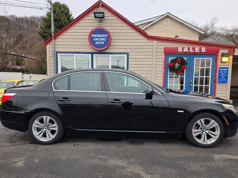 Used 2009 BMW 528i Sedan image 4