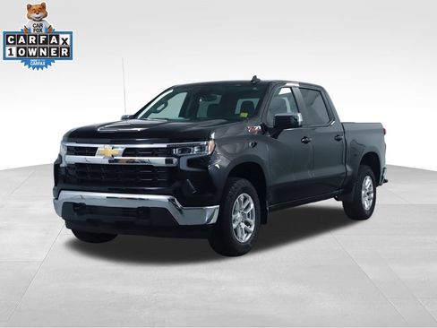 Used 2024 Chevrolet Silverado 1500 LT w/ Z71 Off-Road Package AWD/4WD image 9