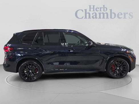 Used 2026 BMW X5 xDrive40i w/ M Sport Package AWD/4WD image 11