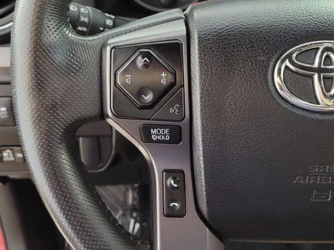 Used 2022 Toyota Tacoma TRD Sport w/ Technology Package AWD/4WD image 24