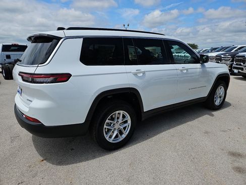New 2026 Jeep Grand Cherokee L 4WD image 8
