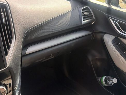 Used 2020 Subaru Forester Limited AWD/4WD image 5