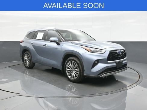 Used 2020 Toyota Highlander Platinum AWD/4WD image 1