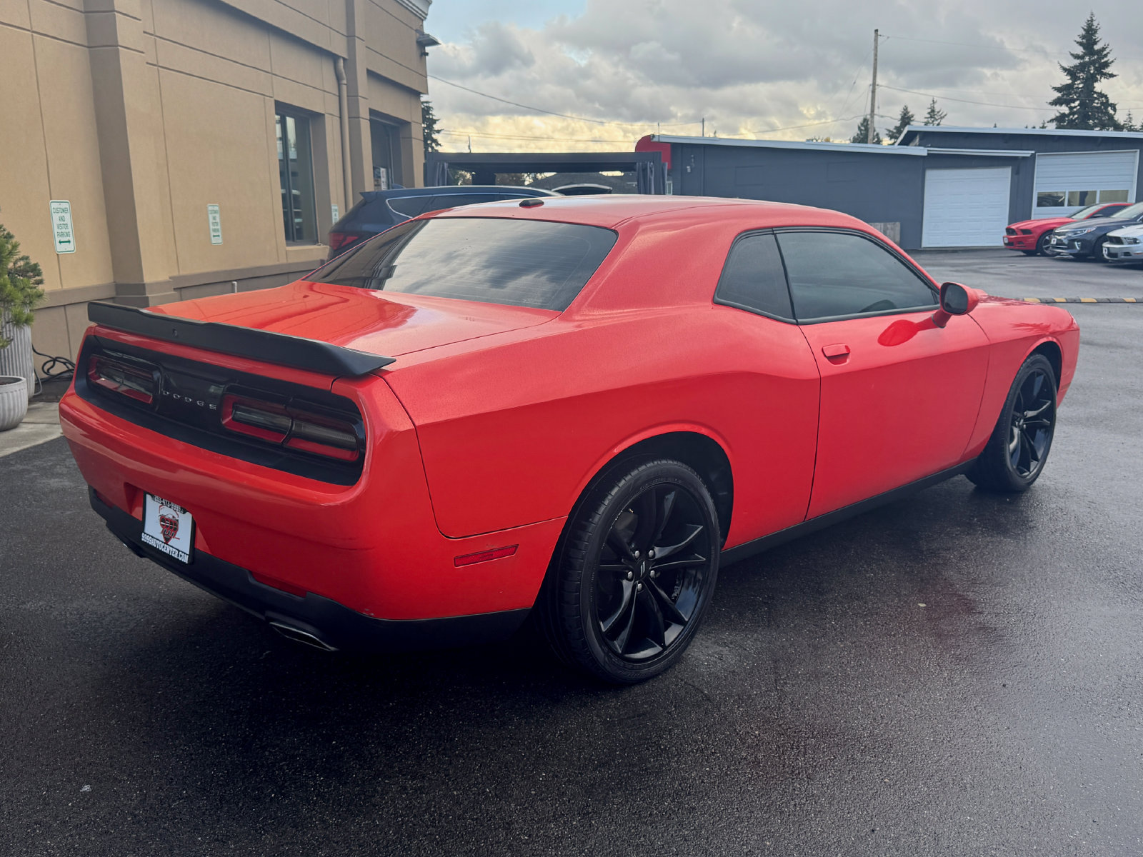 Used 2017 Dodge Challenger SXT w/ Blacktop Package RWD image 7