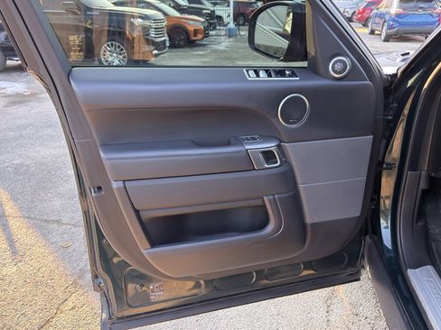 Used 2021 Land Rover Range Rover Sport HST image 15
