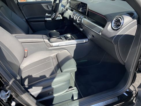 Certified 2025 Mercedes-Benz GLB 250 image 48