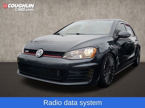 Used 2016 Volkswagen Golf S image 4