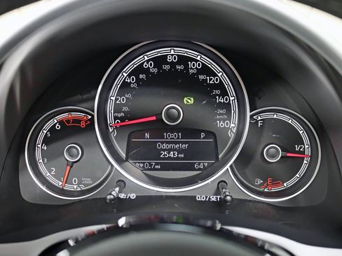 Used 2019 Volkswagen Beetle 2.0T Final Edition SEL image 17