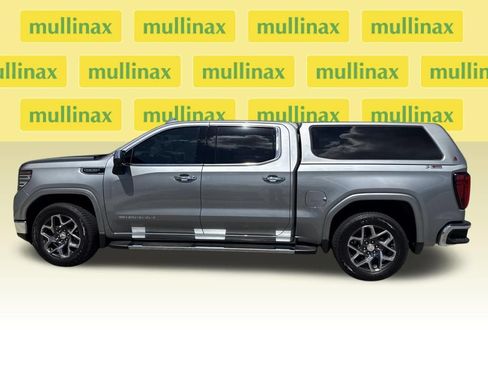 Used 2025 GMC Sierra 1500 SLT w/ SLT Premium Plus Package AWD/4WD image 3