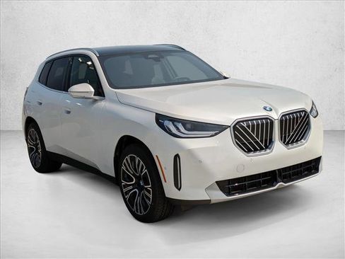 Certified 2025 BMW X3 xDrive30i w/ Convenience Package image 7