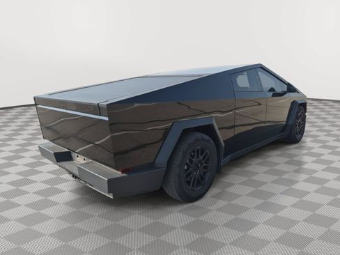 Used 2025 Tesla Cybertruck AWD Crew Cab image 2
