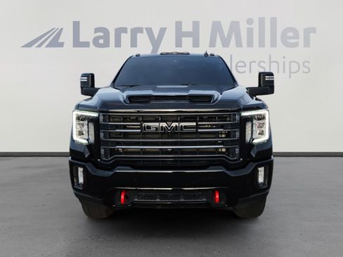 Used 2023 GMC Sierra 2500 AT4 w/ AT4 Premium Plus Package image 9
