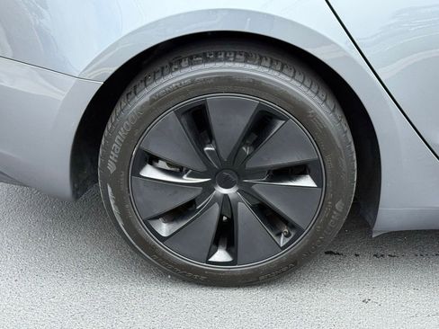 Used 2024 Tesla Model 3 Long Range RWD image 13