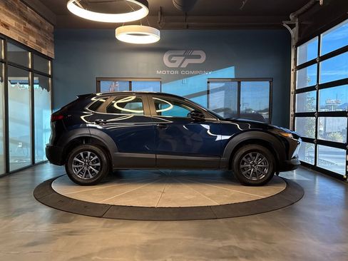 Used 2024 MAZDA CX-30 AWD 2.5 S image 2