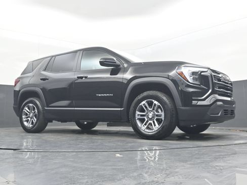 Used 2026 GMC Terrain Elevation FWD image 23