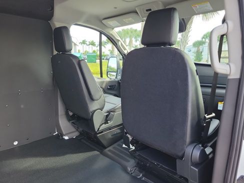 New 2026 Ford Transit 150 Low Roof w/ Load Area Protection Package RWD image 12