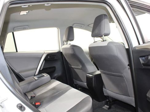 Used 2013 Toyota RAV4 LE AWD/4WD image 23