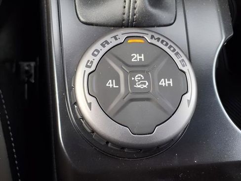 New 2025 Ford Bronco Outer Banks image 27