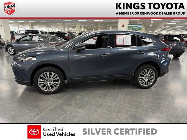 Used 2021 Toyota Venza Limited w/ Advanced Technology Package AWD/4WD image 5