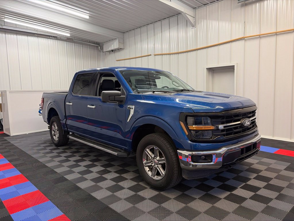 Used 2025 Ford F150 XLT w/ Equipment Group 301A Standard AWD/4WD image 3