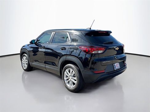 Used 2023 Chevrolet TrailBlazer LS image 5