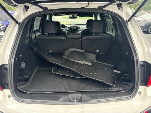 Used 2025 Honda Passport EX-L image 25