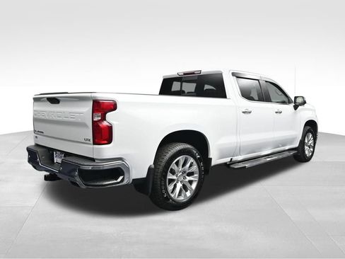 Used 2021 Chevrolet Silverado 1500 LTZ w/ LTZ Convenience Package II AWD/4WD image 5