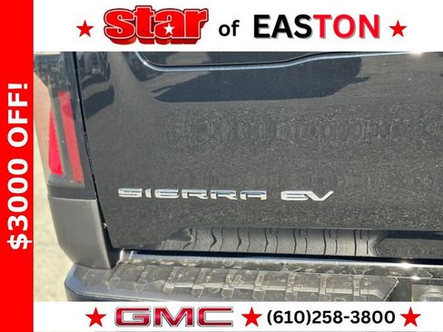 New 2026 GMC Sierra EV Elevation image 32